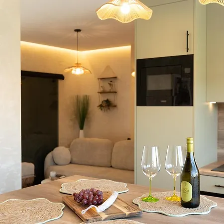 Stylish Two-room With A Sea View Daire