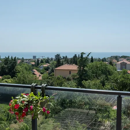 Stylish Two-room With A Sea View شقة فارنا