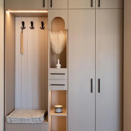 شقة Stylish Two-room With A Sea View فارنا